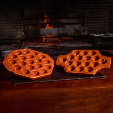 Provolonera Cheese Cerámica 19 Cavidades Provolonera Cheese Cerámica 19 Cavidades