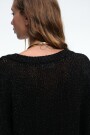 SWEATER V Negro