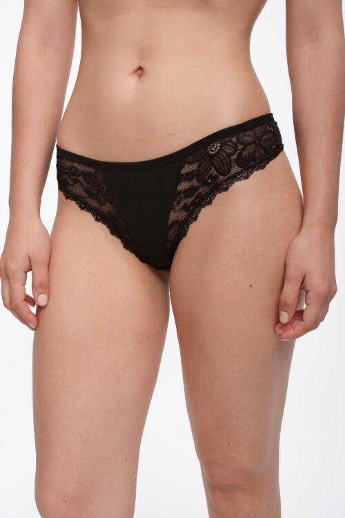 Colaless Caterina Negro