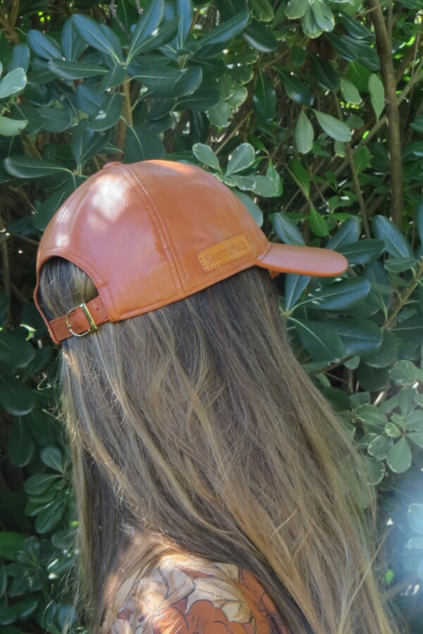 Royal Cap Camel