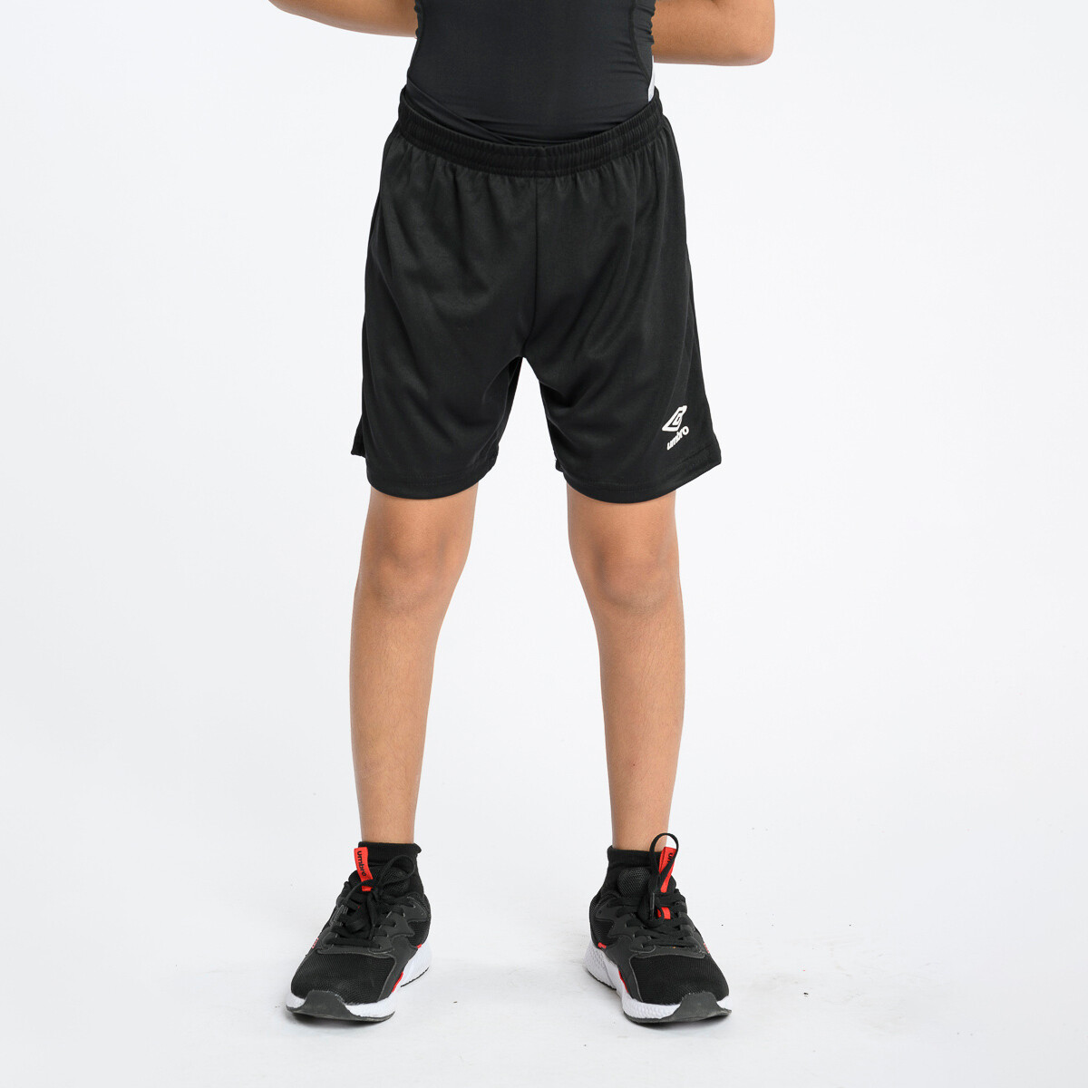 Short Umbro Basic de Niños - Negro 