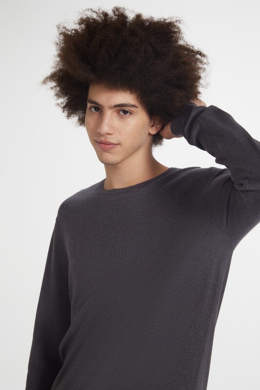 BLUSAO MASC PRETO ESCURO