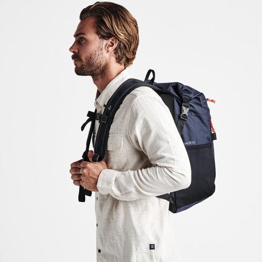 Mochila Roark Passenger 2.0 27 Lts - Azul Mochila Roark Passenger 2.0 27 Lts - Azul