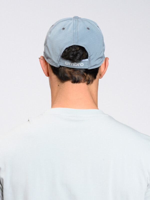 Gorro FIT Umbro 529