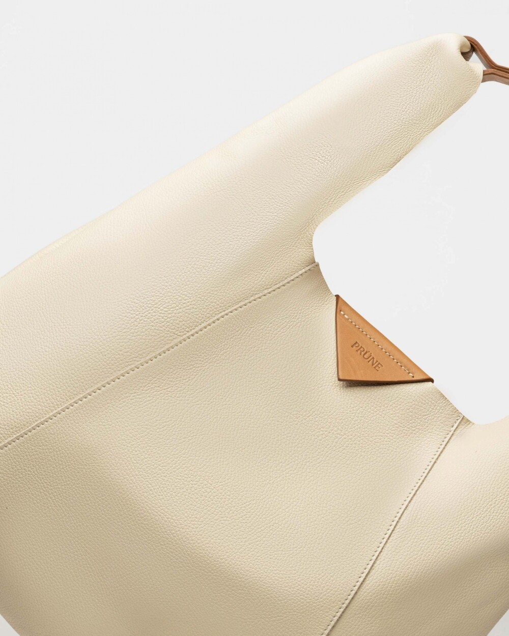 Bolso The Shopping en cuero graneado Cotton