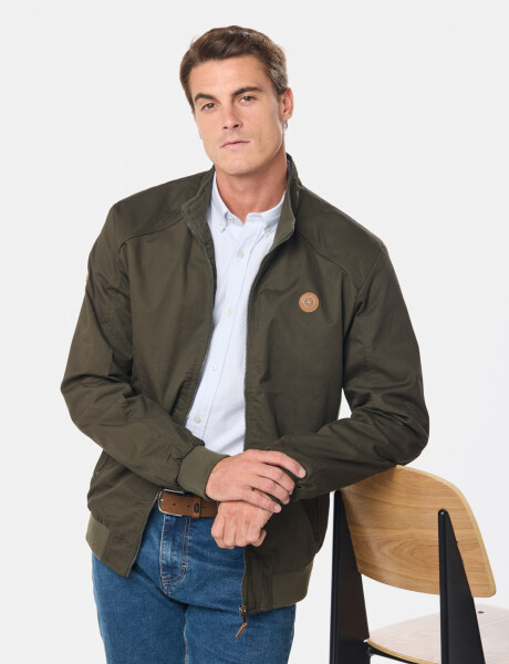 CAMPERA CASUAL DE GABARDINA Verde