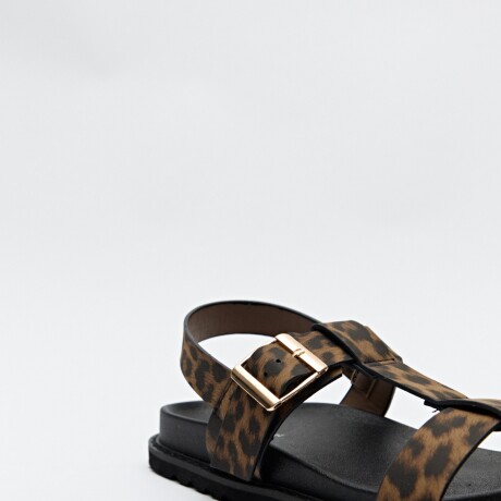 SANDALIA MUNIS Animal Print