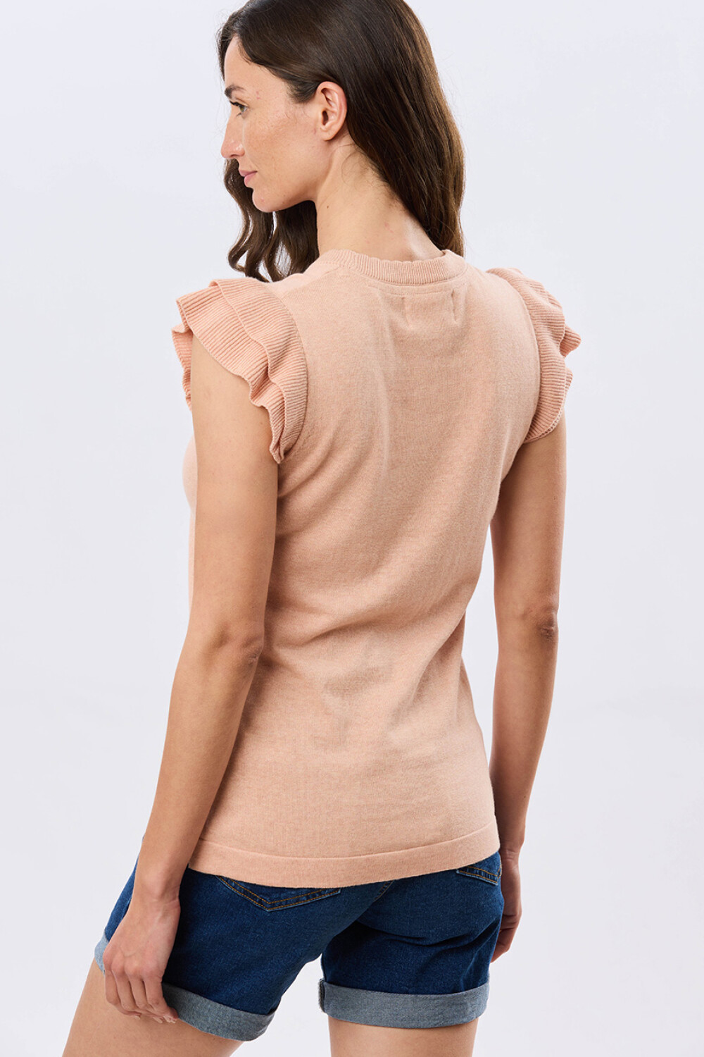 REMERA TEJIDA CON VOLADO Coral
