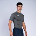 Remera Térmica Manga Corta Umbro Hombre 005