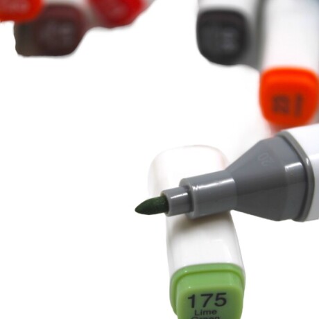 Set x48 Marcadores punta doble Set x48 Marcadores punta doble