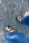 Mocasin Cowhide Chocolate