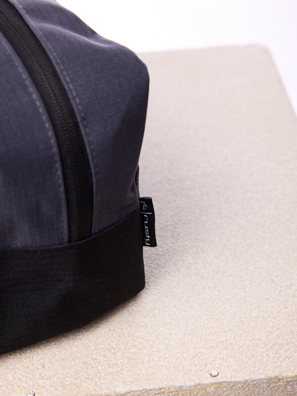 NECESER AQUILO RUSTY Gris Oscuro