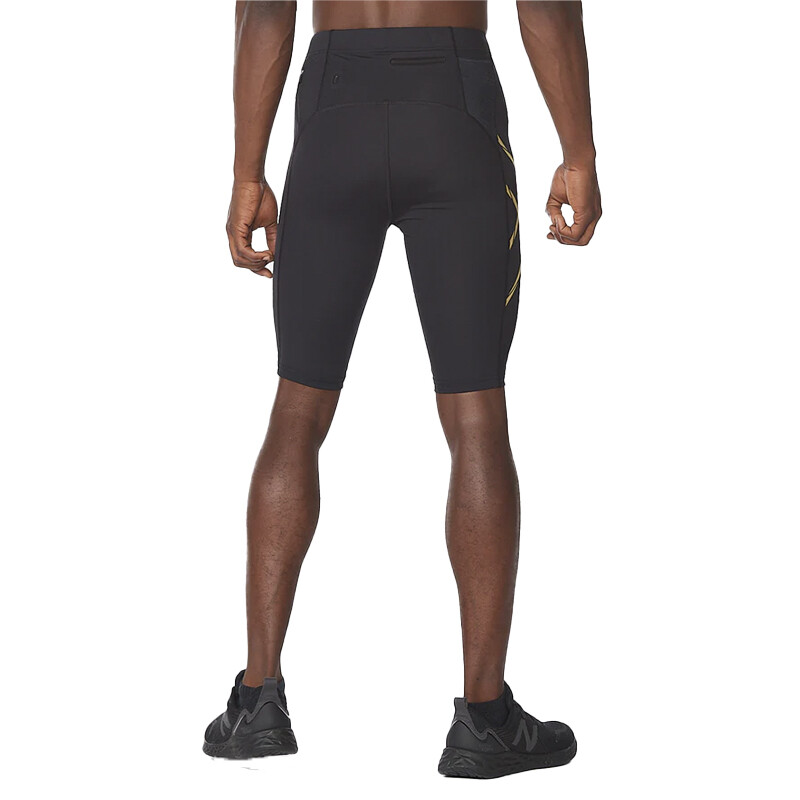 Short 2XU Light Speed Compression Shorts Negro