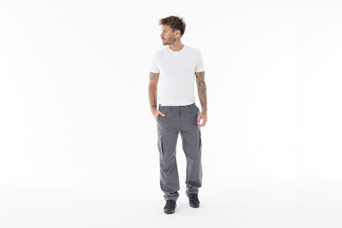 PANTALON CARGO CLASICO Gris