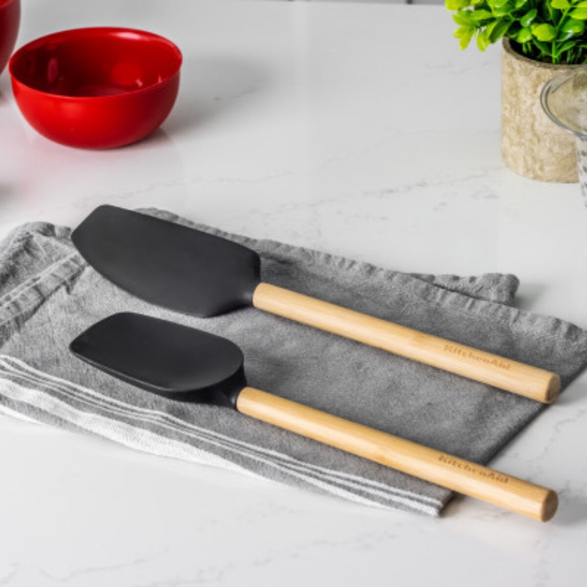 Cuchara Espátula Bambú Negra 30 cm KitchenAid 