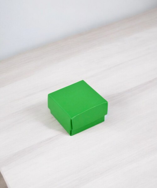 Caja eco 01 - 4x4x2,5 cm. VERDE BENETTON