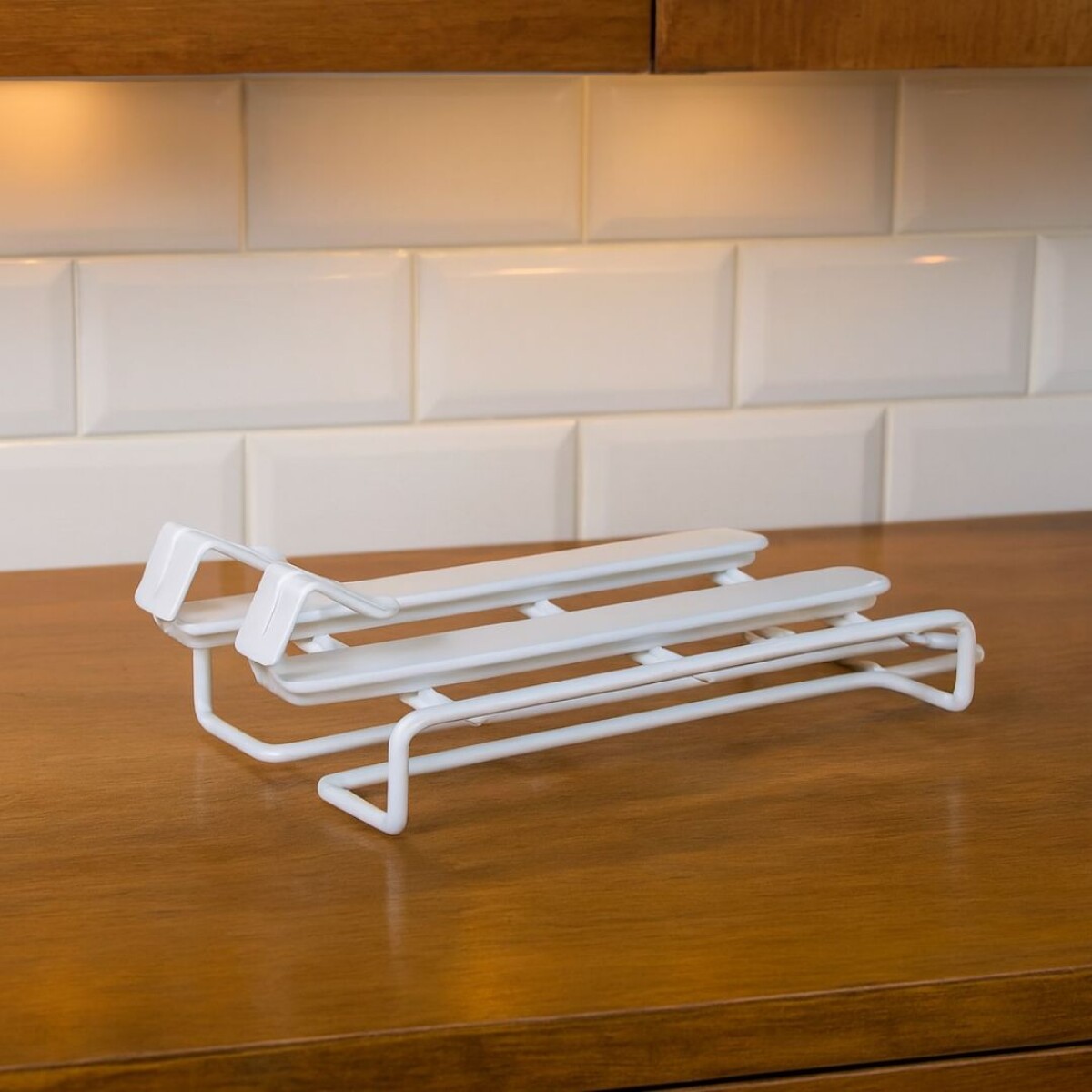 SOPORTE AJUSTABLE PARA COLGAR COPAS METALTRU 
