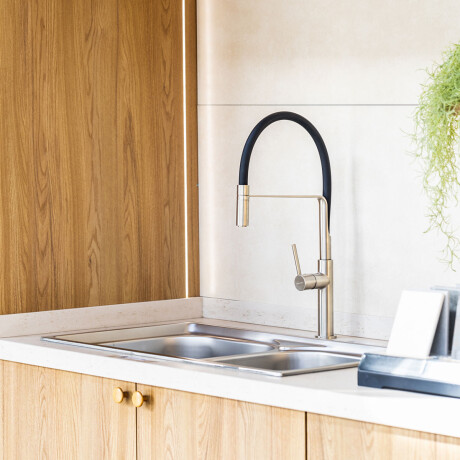 GRIFERIA DE MESADA COCINA MONOCOMANDO CLEVER NEGRO