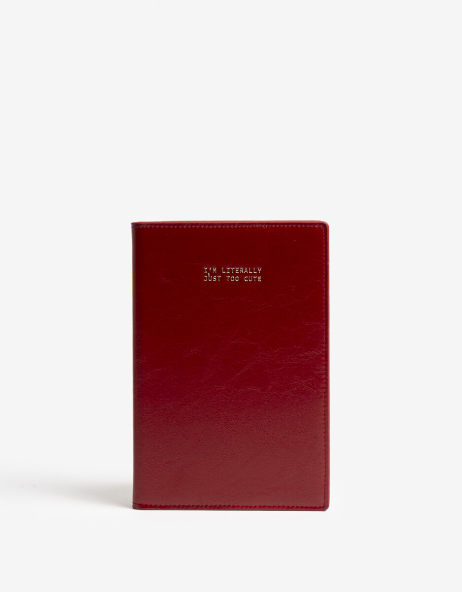 Cuaderno Pu Con Cierre. Cuenta Con Hojas Rayadas. 