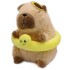 Peluche Capibara con Ropa y Acs Temáticos Vacaciones Color Marrón Amarillo Salvavidas
