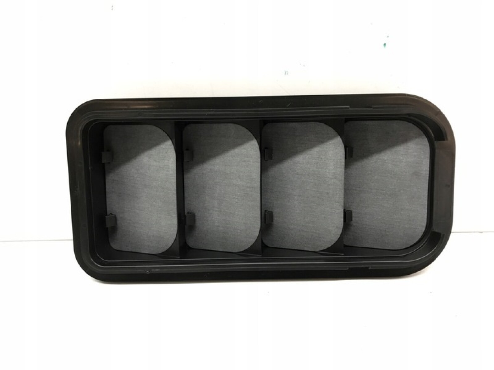 REJILLA DE PARAGOLPE TRASERO T-CROSS 