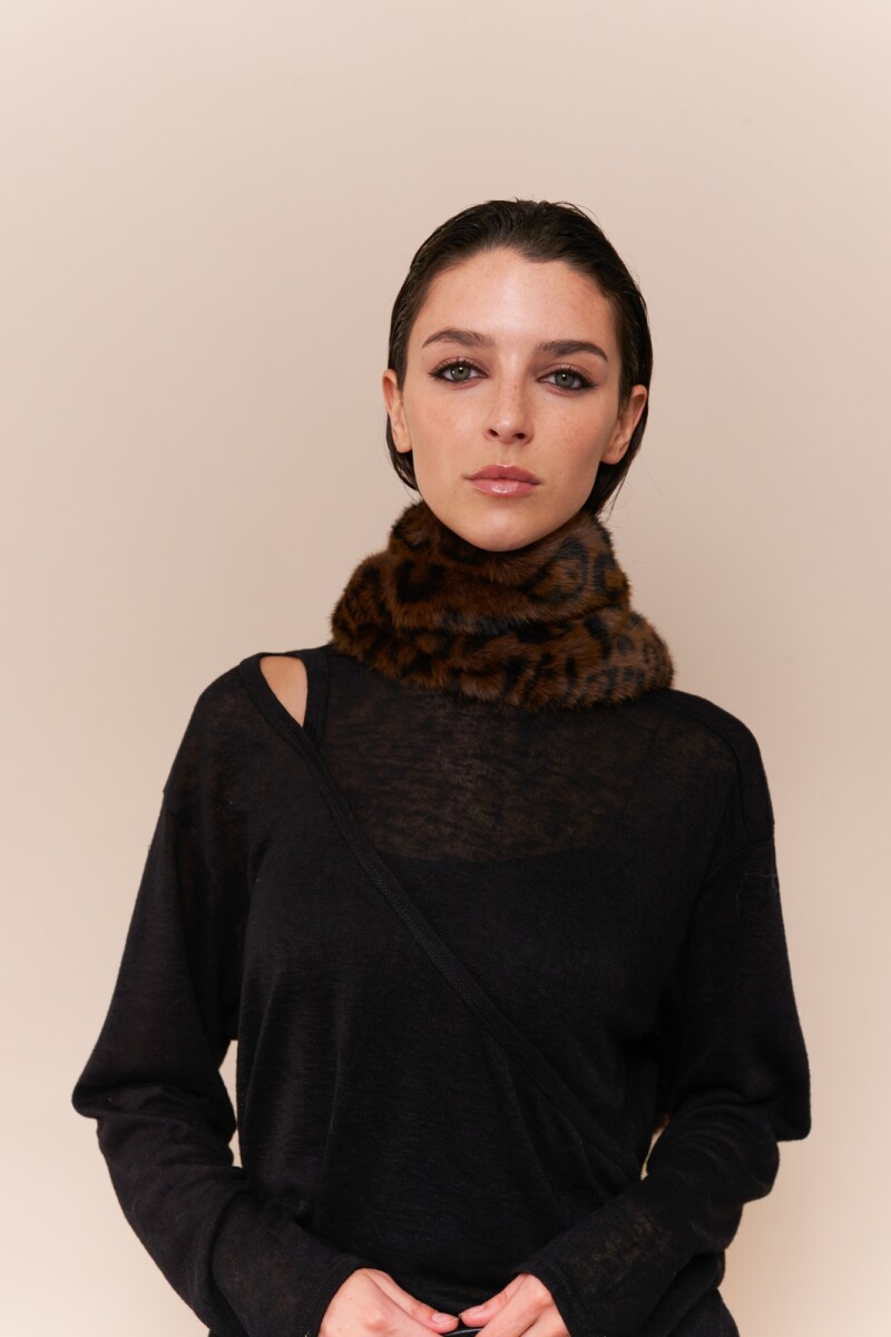 Remera Umi NEGRO