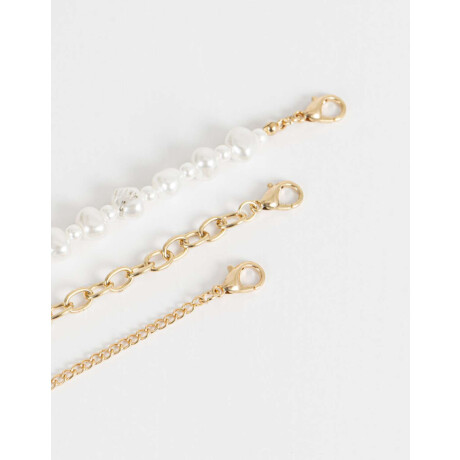 Set De Chokers Con Perlas Dorado
