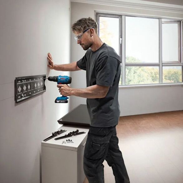 Taladro atornillador 1/2" 18V c/percutor 2bat.+ carg. BS0278