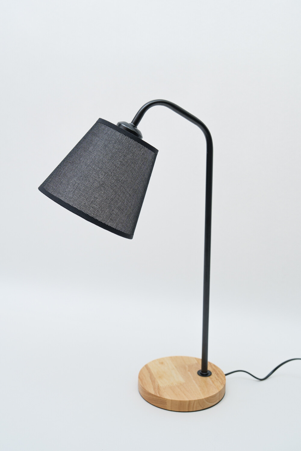 Lampara De Mesa Belenor Negro