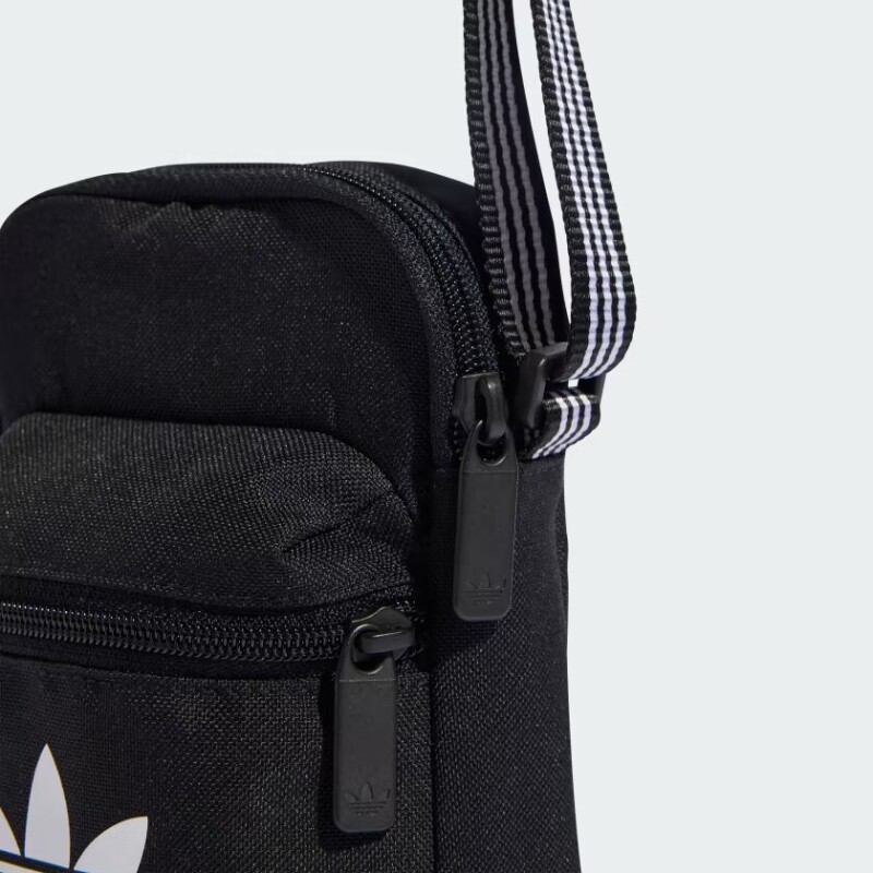 MORRAL ADIDAS ADICOLOR CLASSIC MORRAL ADIDAS ADICOLOR CLASSIC