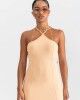 Vestido sin mangas color nude U