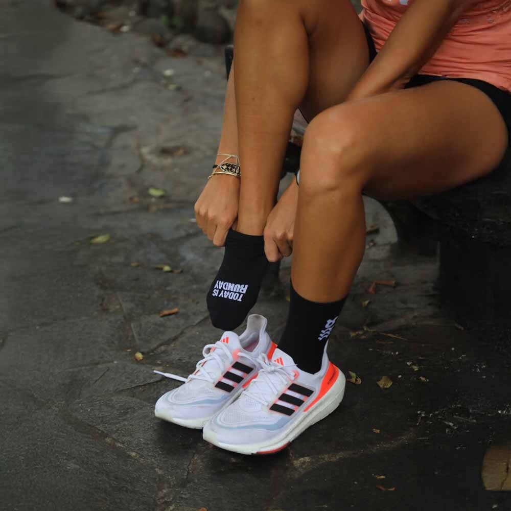 Medias Running Today is Runday Unisex Negro