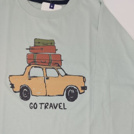 Remera varón GO TRAVEL Remera varón GO TRAVEL