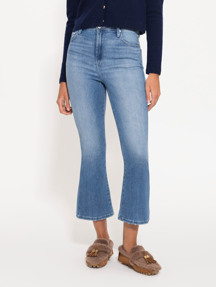 JEAN PATTY BLURRED 