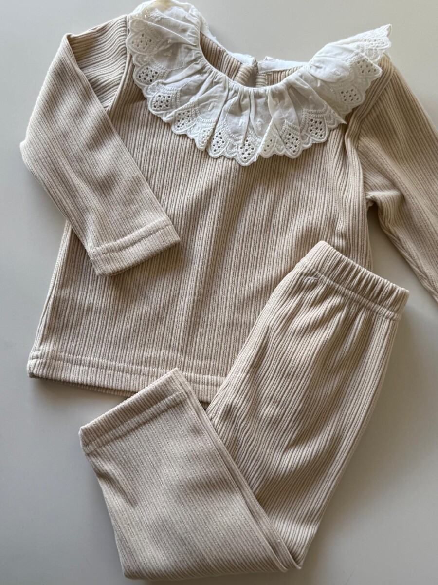 Conjunto Remera Y Leggins Brunelle 