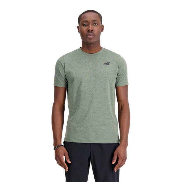 Remera New Balance Tenacity Verde