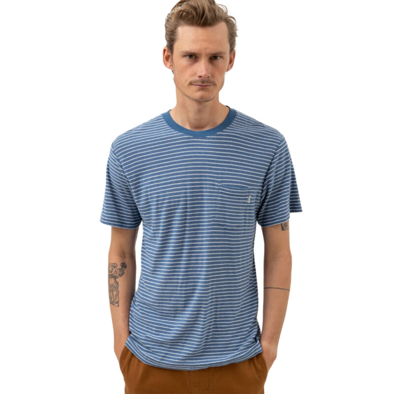 Remera Mc Rhythm Linen Stripe - Azul Remera Mc Rhythm Linen Stripe - Azul