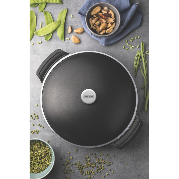 Cacerola baja con tapa modelo LYON, 32cm. -TRAMONTINA TR6063