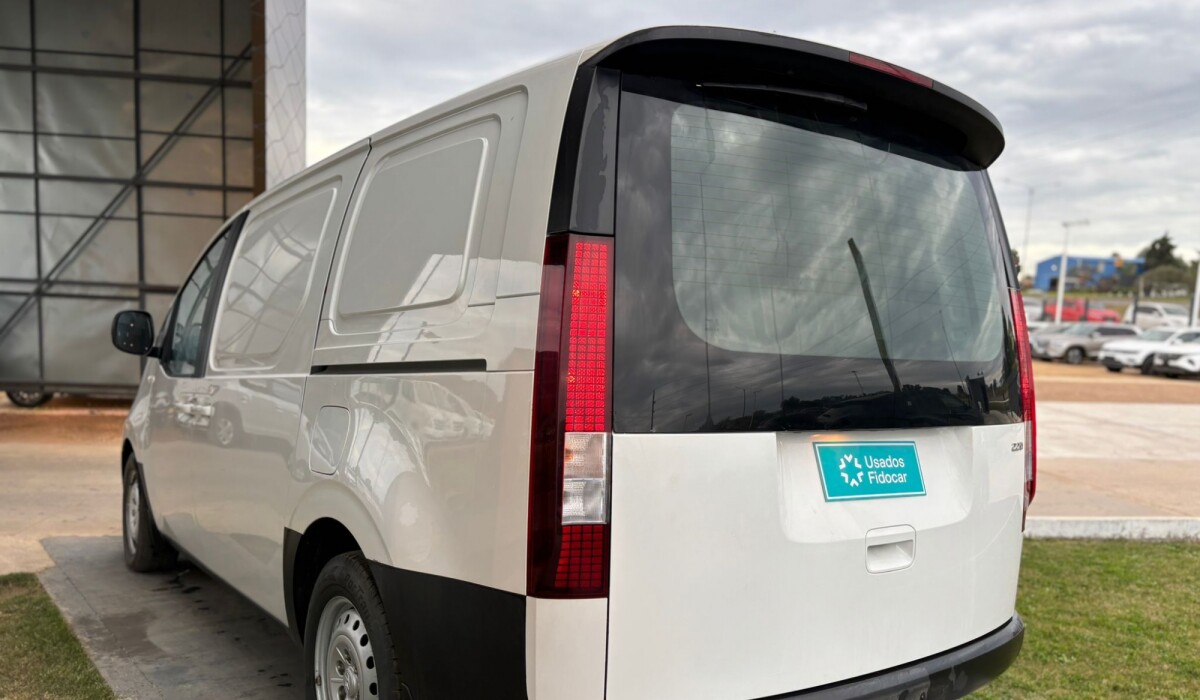 Hyundai H1 Staria Furgon 2.2 Diesel - 2021 Hyundai H1 Staria Furgon 2.2 Diesel - 2021