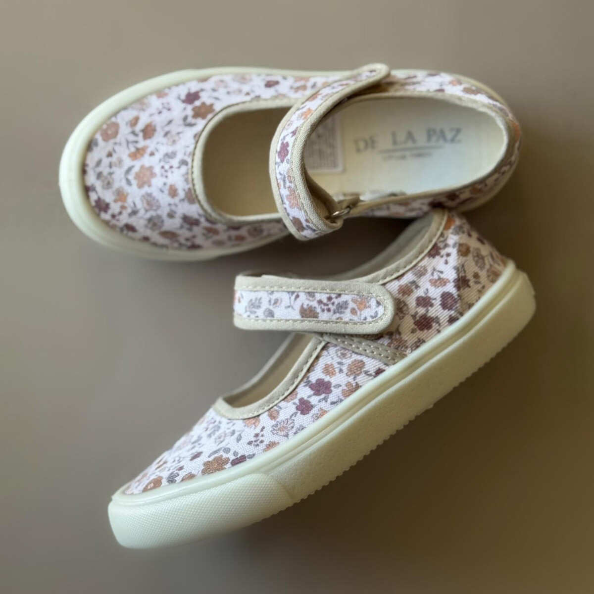 Guillermina De Lona Canvas Girl Lisas Del 27 Al 35 - Floral Beige 