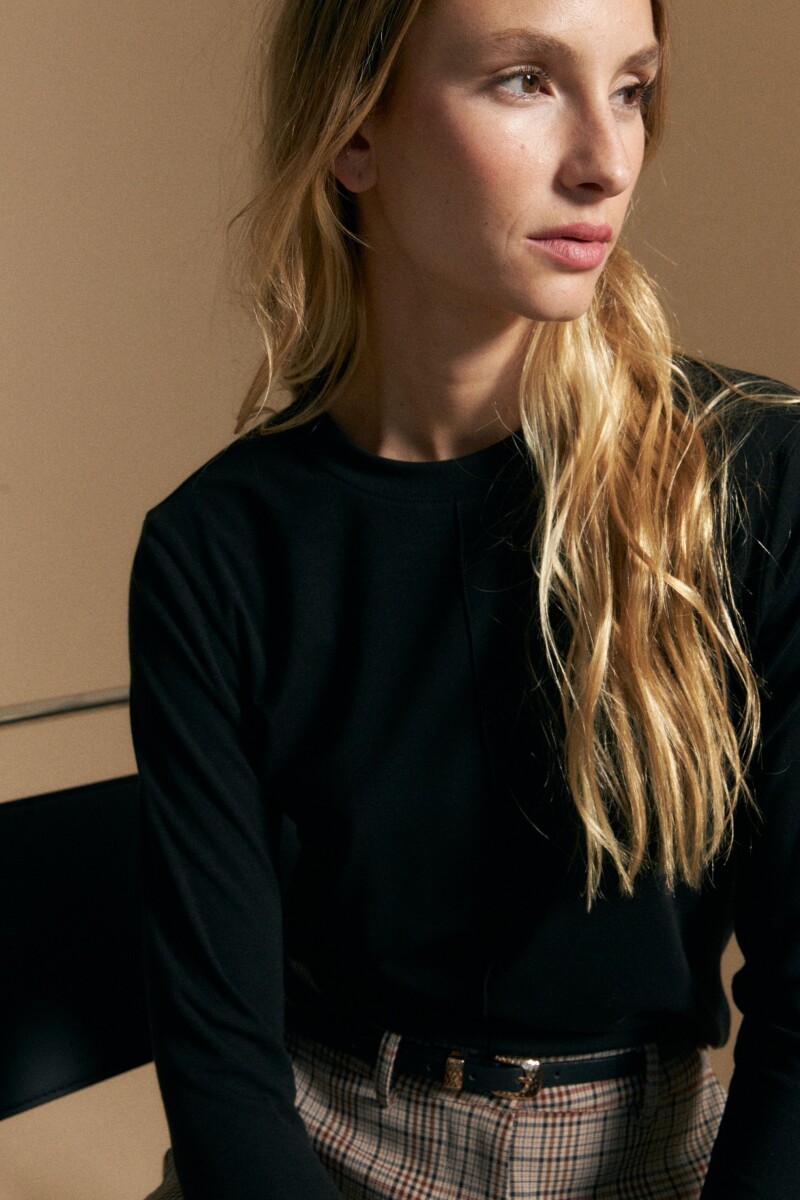 REMERA LAMOTE Negro