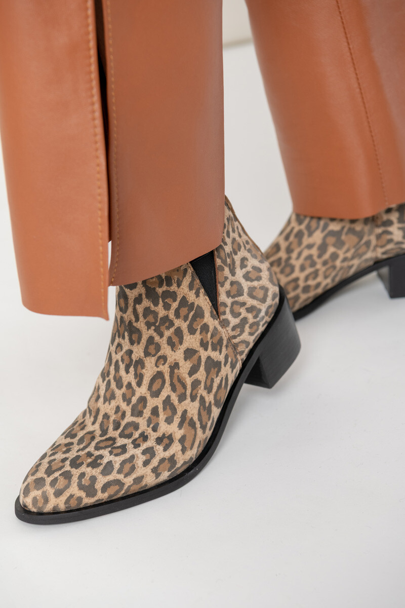 Bota tana Animal print