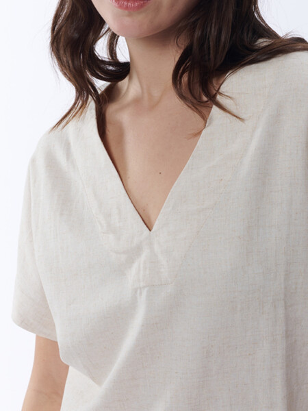 Blusa cuello en v con lino Crudo