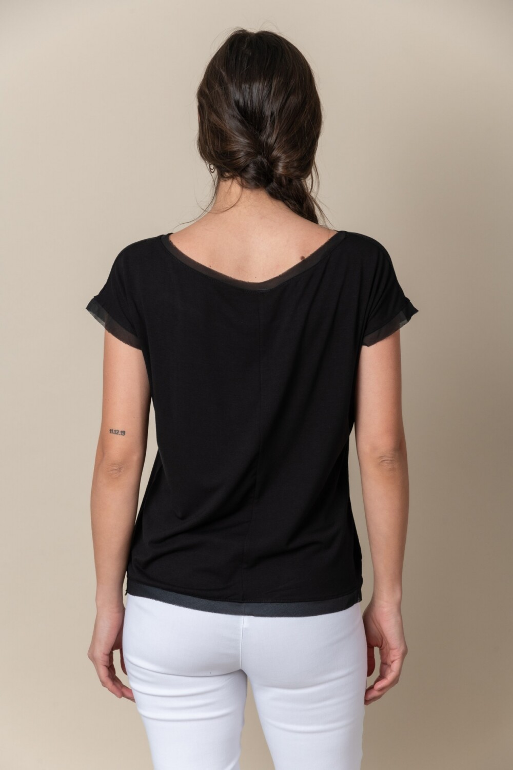 REMERA SIENNA Negro