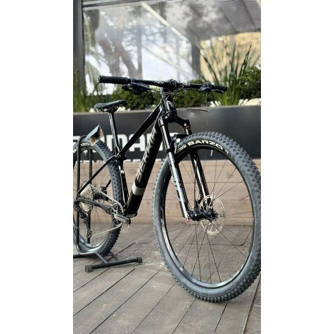 BERRIA BRAVO PRO XT BERRIA BRAVO PRO XT