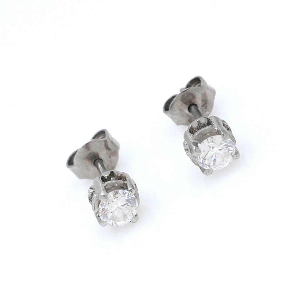 Caravanas en oro 18k blanco y brillantes Caravanas en oro 18k blanco y brillantes
