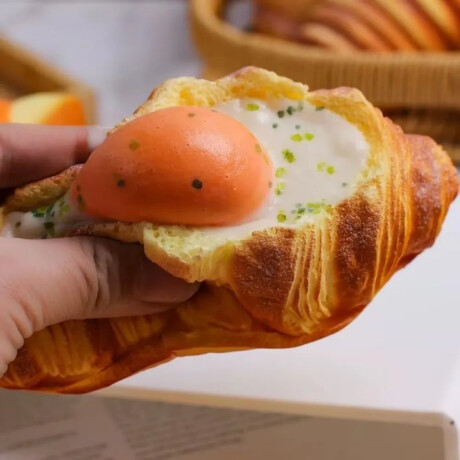 Squishy Croissant con huevo Sc