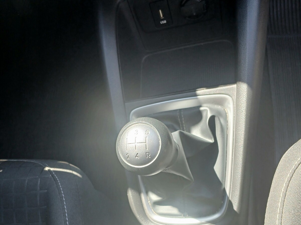 Hyundai HB20 1.0 2025 EXCELENTE ESTADO! | Permuta / Financia Hyundai HB20 1.0 2025 EXCELENTE ESTADO! | Permuta / Financia