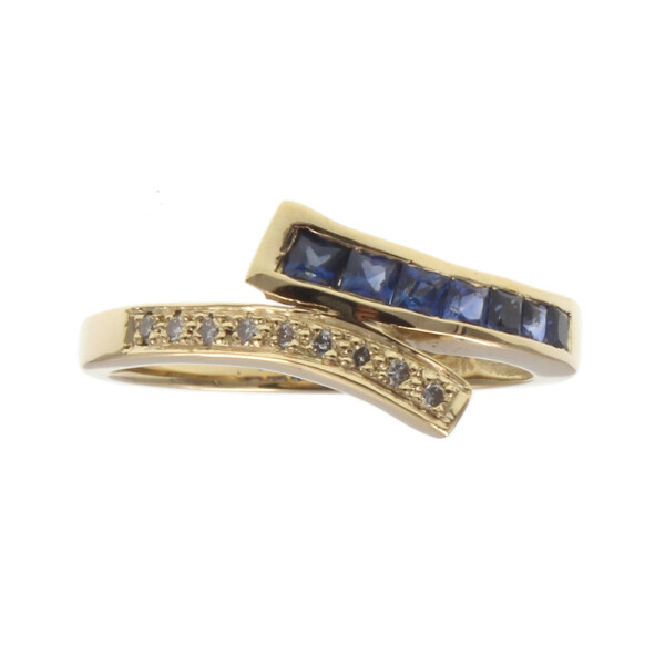 Anillo de oro amarillo18k con brillantes y zafiros N8803 (ADAPTAMOS NUESTROS ANILLOS A MEDIA *) Anillo de oro amarillo18k con brillantes y zafiros N8803 (ADAPTAMOS NUESTROS ANILLOS A MEDIA *)