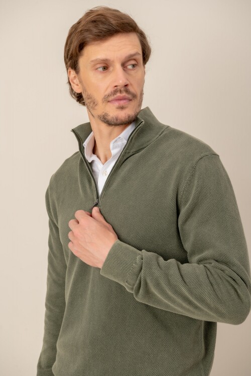 Sweater medio cierre Verde